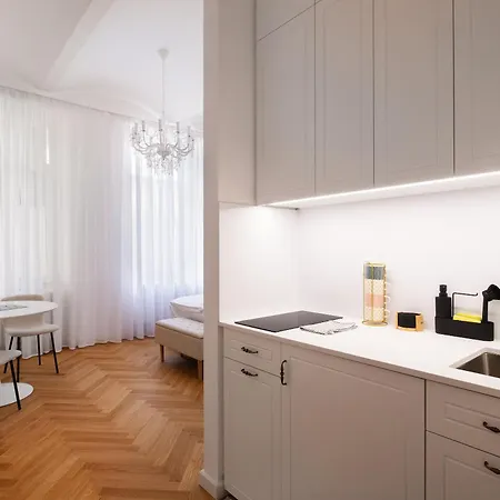 Διαμέρισμα Urban Nest Wolfova By The Triple Bridge *