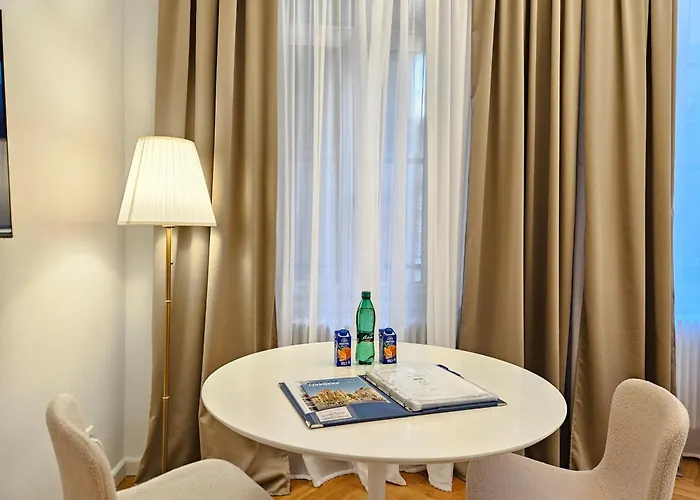 Urban Nest Wolfova By The Triple Bridge * Liubliana